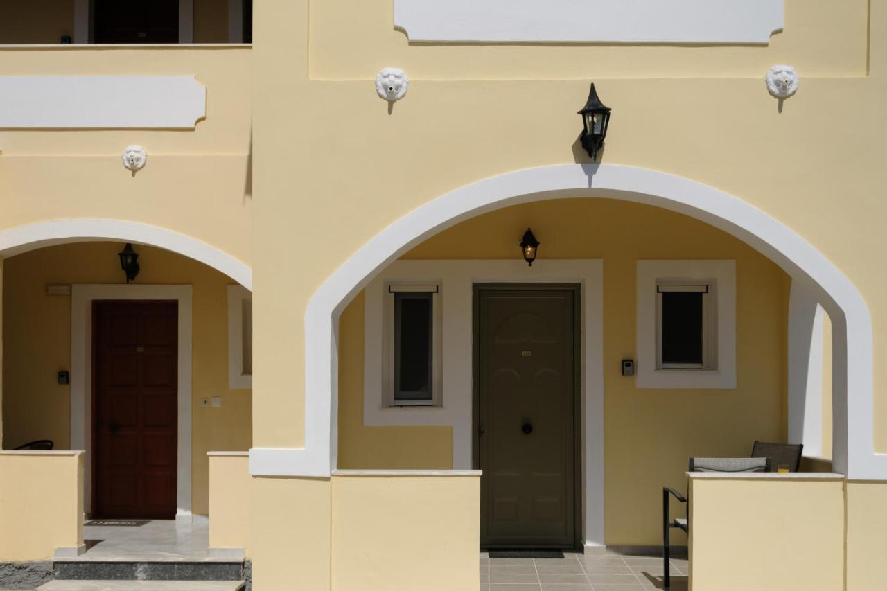 Feeloxenia Corfu Apartments อาคาราวี ภายนอก รูปภาพ