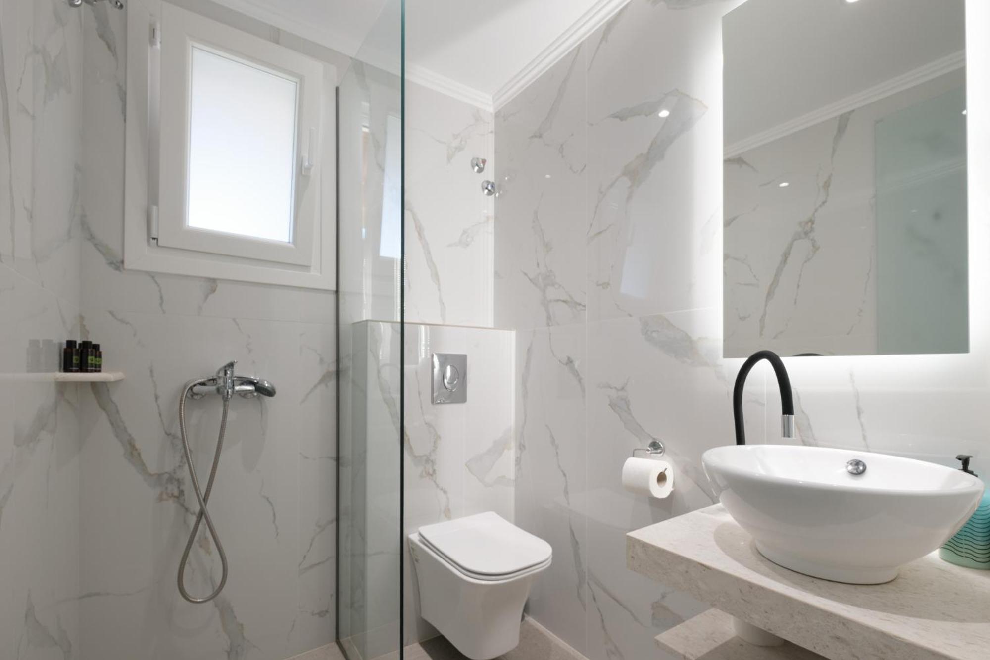 Feeloxenia Corfu Apartments อาคาราวี ภายนอก รูปภาพ